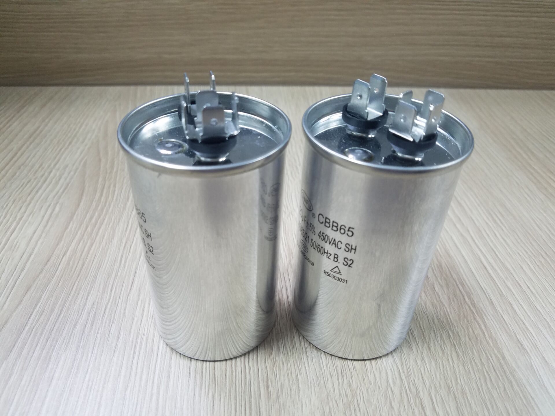 CBB65电容 20UF450VAC 起什作用及用在哪里(图2)